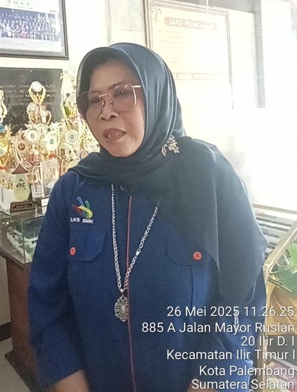 Kepala Sekolah SMK N 6 Palembang dalam acara LKS SMK Sesumsel