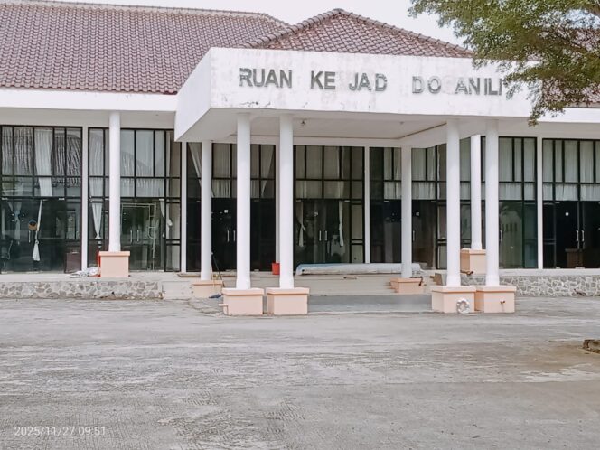 
					Rehab Ruang Kerja Anggota DPRD Ogan Ilir, Langgar Undang-undang No.14 Tahun 2008 dan Perpres No.70 Tahun 2012